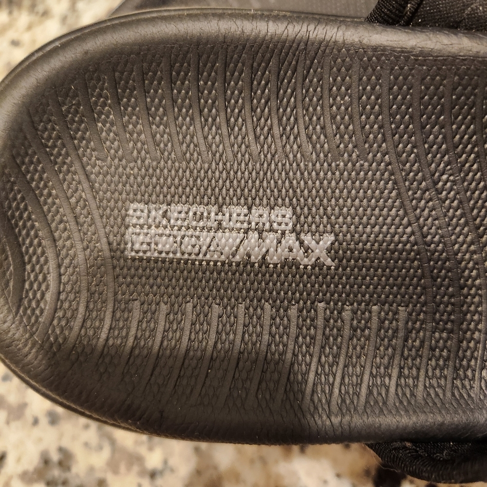 Sketchers Slides
